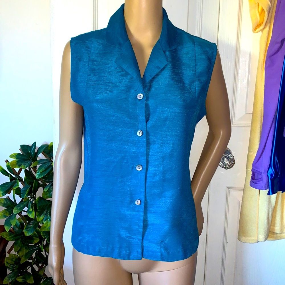 DKR & Co turquoise sleeveless button down vest shirt top S